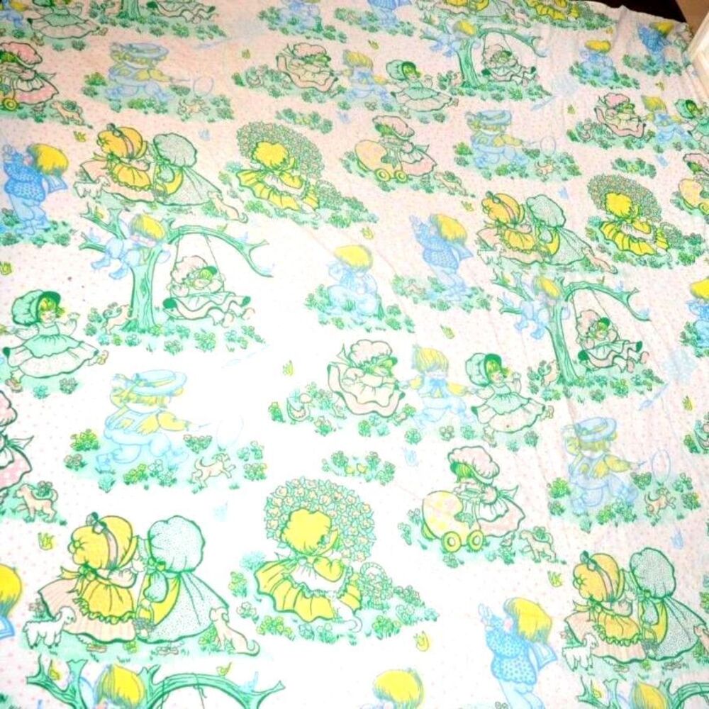 Vintage Bonnet Girl 60s 70s 80s Nursery Storybook cats dogs Fabric 8' 1" x 5' 9"